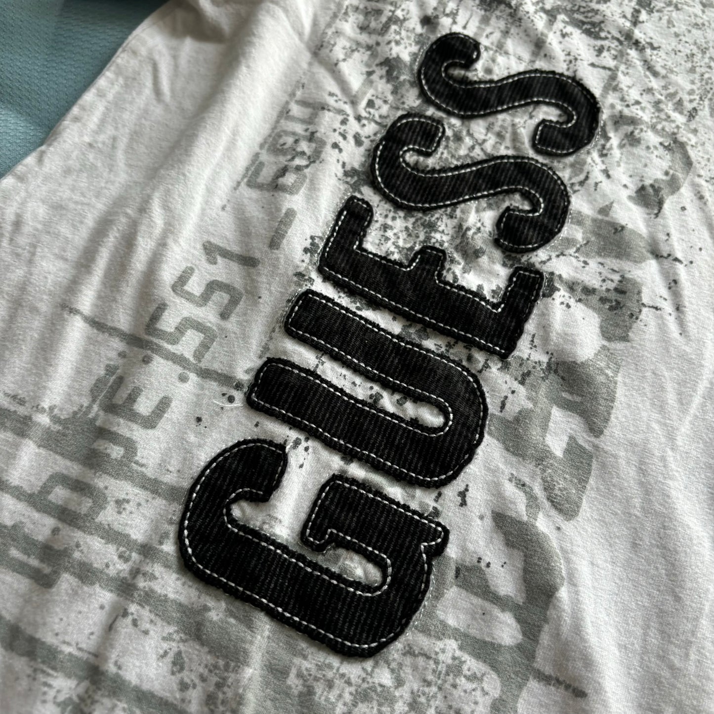 guess tee